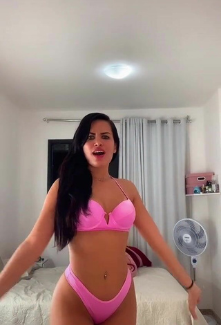 6. Dine Azevedo in Cute Pink Bikini