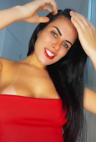 3. Cute Dine Azevedo Shows Cleavage in Red Top