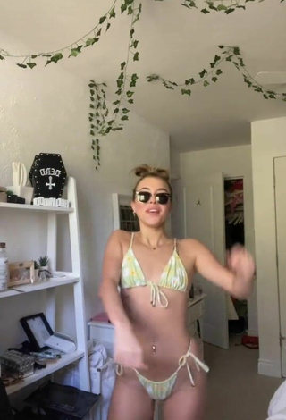 5. Sexy Cynthia Parker in Floral Bikini