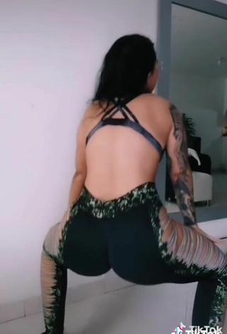 5. Hottest Eve Herrera Shows Butt while Twerking