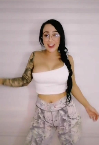 Lovely Eve Herrera Shows Cleavage in White Crop Top and Bouncing Breasts