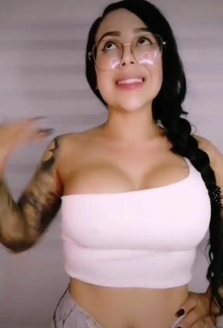 Sexy Eve Herrera Shows Cleavage in White Crop Top