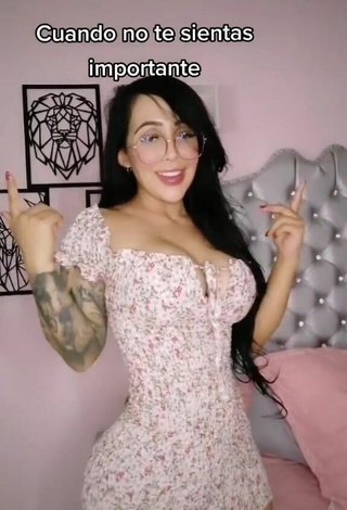 3. Sexy Eve Herrera Shows Cleavage in Floral Sundress