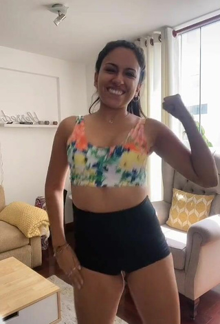 3. Sultry Gina Yangali in Floral Crop Top and Bouncing Tits