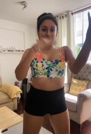 4. Sultry Gina Yangali in Floral Crop Top and Bouncing Tits