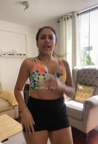 5. Sultry Gina Yangali in Floral Crop Top and Bouncing Tits