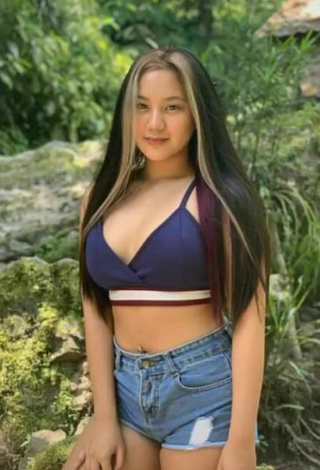 Sweet Vanessa Domingo in Cute Crop Top