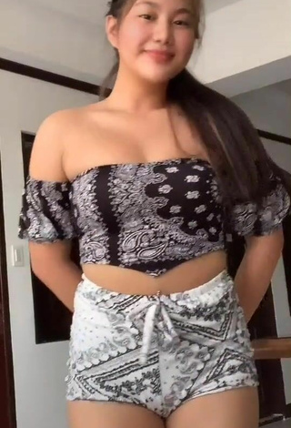 2. Sweetie Vanessa Domingo in Crop Top