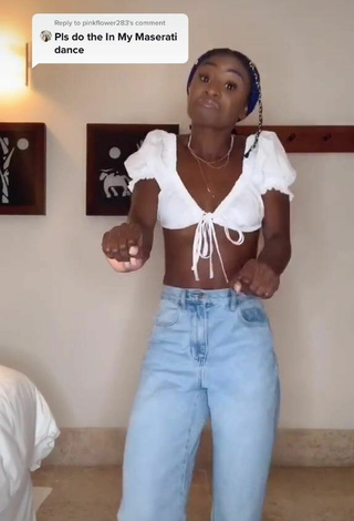 6. Cute Oluwanifewa Agunbiade Shows Cleavage in White Crop Top