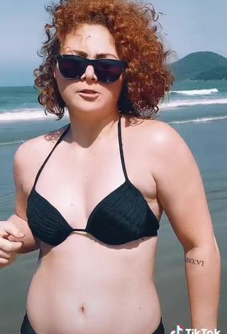 4. Sultry Jessyrobot in Black Bikini at the Beach