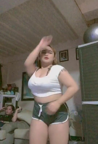 3. Cute Joanne Duldulao in White Crop Top and Bouncing Tits