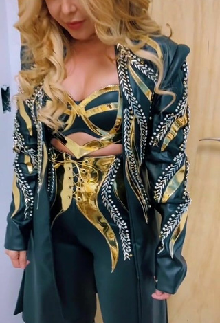 2. Sultry Joelma in Crop Top