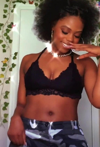 3. Sultry Jordan Nata'e Shows Cleavage in Bra