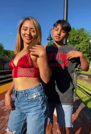 3. Beautiful Joshy y naho in Sexy Red Crop Top