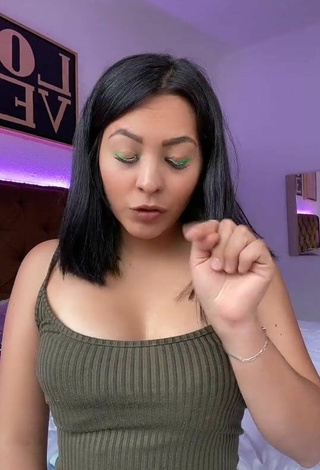 4. Beautiful Karen Bustillos Shows Cleavage in Sexy Olive Top