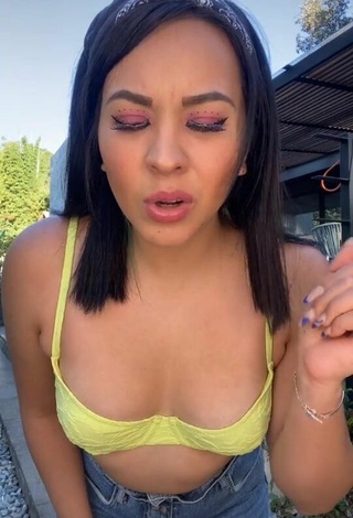 Luscious Karen Bustillos in Yellow Bra