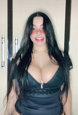 2. Hot Karniello Shows Cleavage in Black Lingerie and Bouncing Breasts