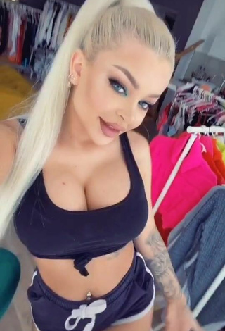 4. Sexy Katja Krasavice Shows Cleavage in Black Crop Top