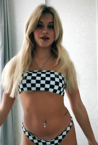 Sexy Gaia Bianchi in Checkered Bikini