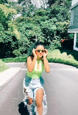 Luscious Mafe Vásquez in Green Top