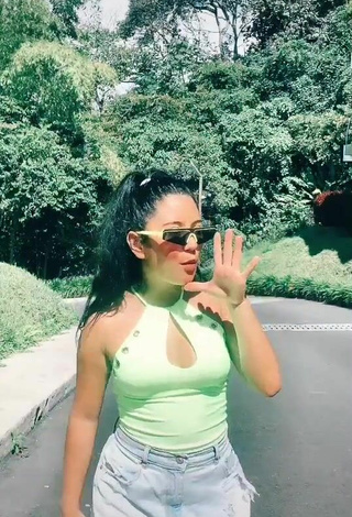 2. Sultry Mafe Vásquez in Green Top