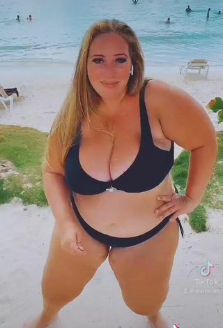 6. Luscious Mar Tarres in Black Bikini at the Beach and Bouncing Boobs