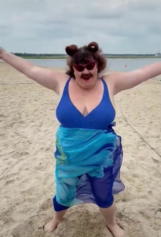 3. Sultry Netta Barzilai Shows Cleavage at the Beach and Bouncing Boobs