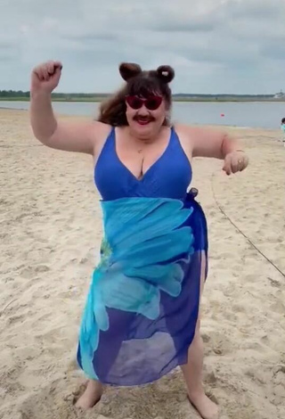 4. Sultry Netta Barzilai Shows Cleavage at the Beach and Bouncing Boobs