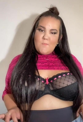 2. Sultry Netta Barzilai in Black Bra