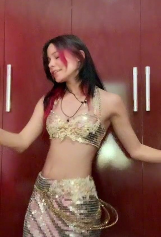 2. Sultry Ni.nique in Golden Crop Top while doing Belly Dance