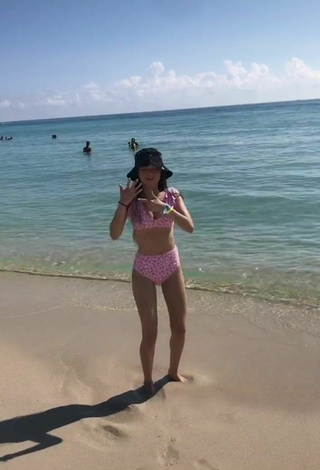 4. Luscious Paola Ruiz in Pink Bikini at the Beach