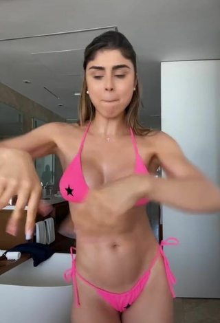 6. Luscious Paula Galindo Shows Cleavage in Pink Bikini and Bouncing Tits