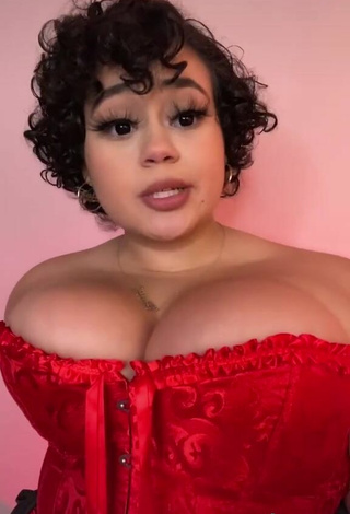 6. Sultry Phaith Montoya Shows Cleavage and Bouncing Boobs