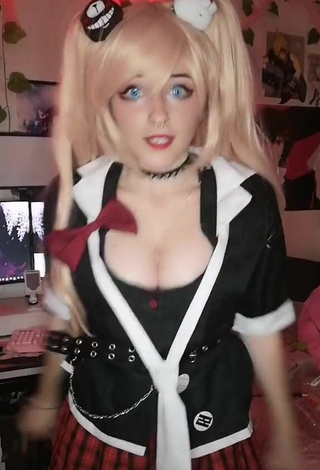 3. Alluring Ryn GamerGirl Egirl Shows Cosplay and Bouncing Tits