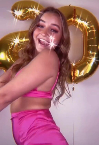 6. Luscious Mars Shows Cleavage in Pink Bra and Bouncing Boobs