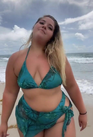 Hot Sam Paige Shows Cleavage in Green Bikini at the Beach