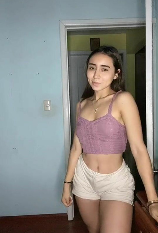 Sultry Shailyn Garzón Merchán in Pink Crop Top