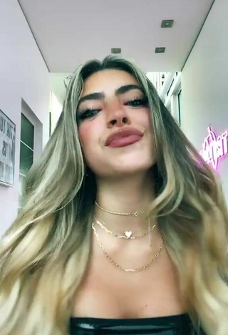 Beautiful Valeria Arguelles Shows Cleavage in Sexy Crop Top