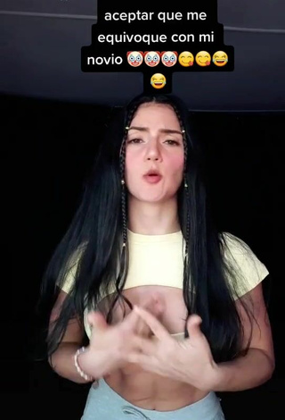 2. Sexy Violetta Ortiz Shows Cleavage in Crop Top