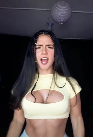 3. Beautiful Violetta Ortiz Shows Cleavage in Sexy Crop Top