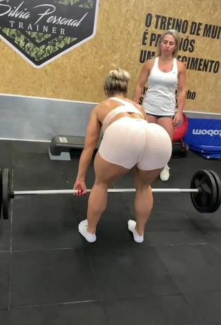 3. Beautiful Vivi Winkler Shows Big Butt in the Sports Club while doing Fitness Exercises