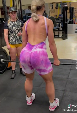 5. Really Cute Vivi Winkler Shows Big Butt in the Sports Club