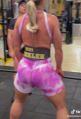 2. Alluring Vivi Winkler Shows Big Butt in the Sports Club while doing Fitness Exercises