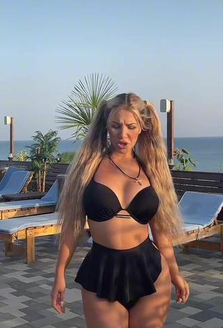 4. Titillating MIRAVI in Black Bikini