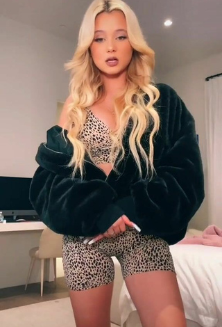 Luscious Alabama Barker in Leopard Bra