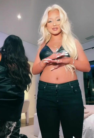 6. Erotic Alabama Barker in Black Bra (Underboob)