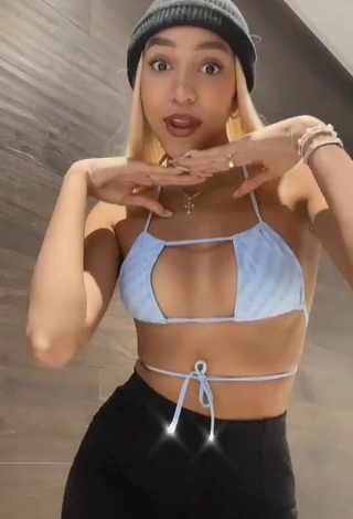 3. Cute Alisha Kone Shows Cleavage in Blue Bikini Top (Side Boob)