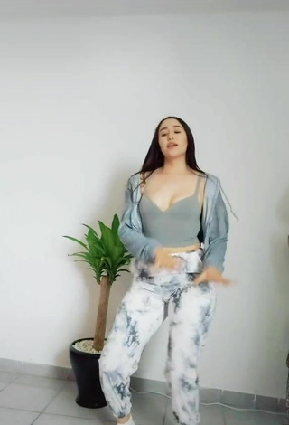 6. Sexy Andrea Magallanes Shows Cleavage in Grey Crop Top