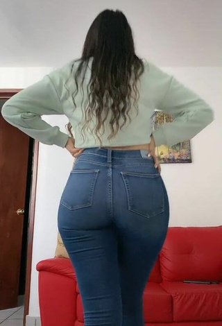 Beautiful Andrea Magallanes Shows Butt