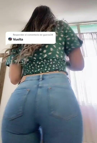 4. Attractive Andrea Magallanes Shows Big Butt